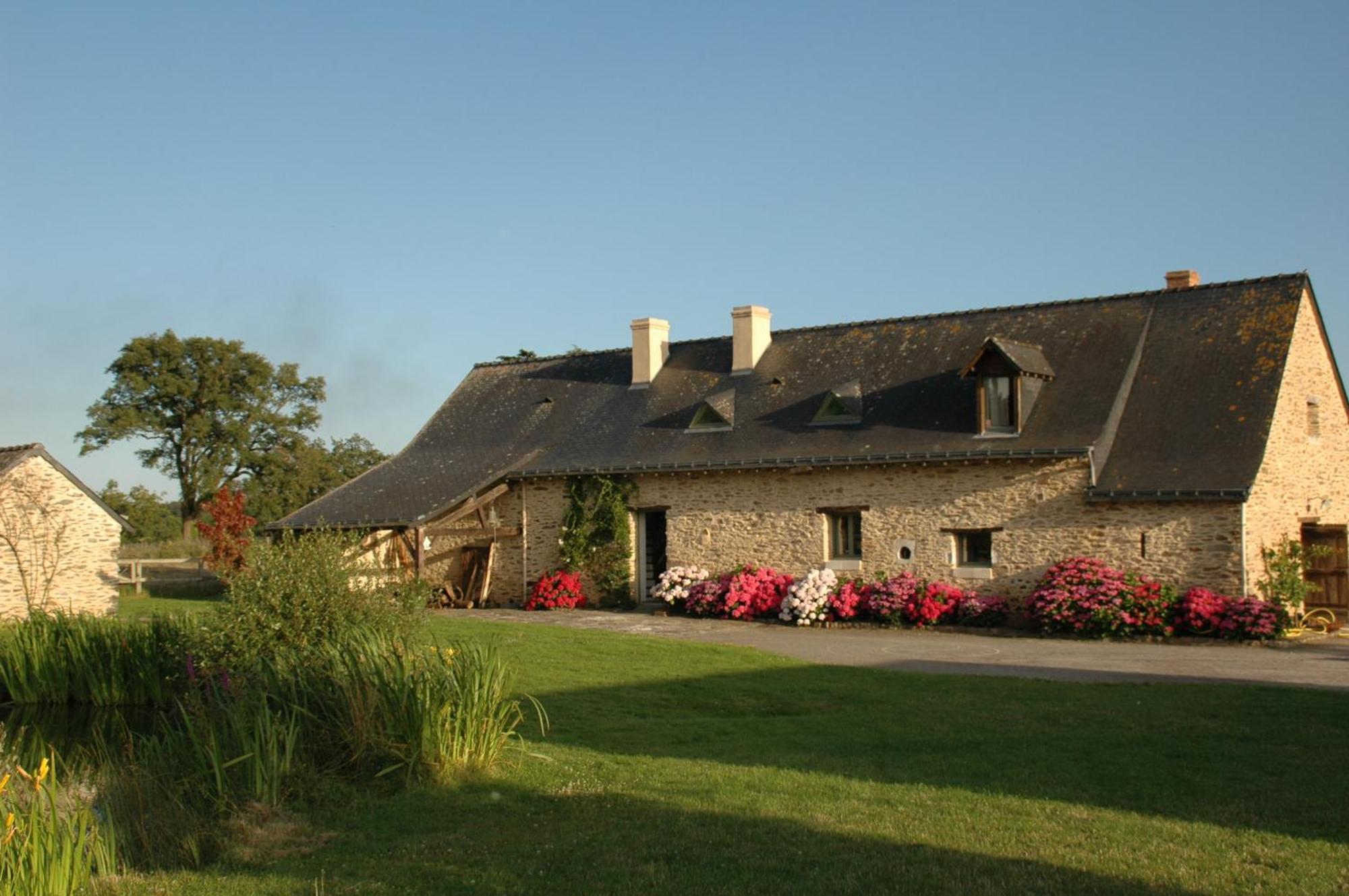 Grand Mainguet Bed & Breakfast Saint-Lambert-la-Potherie Eksteriør bilde