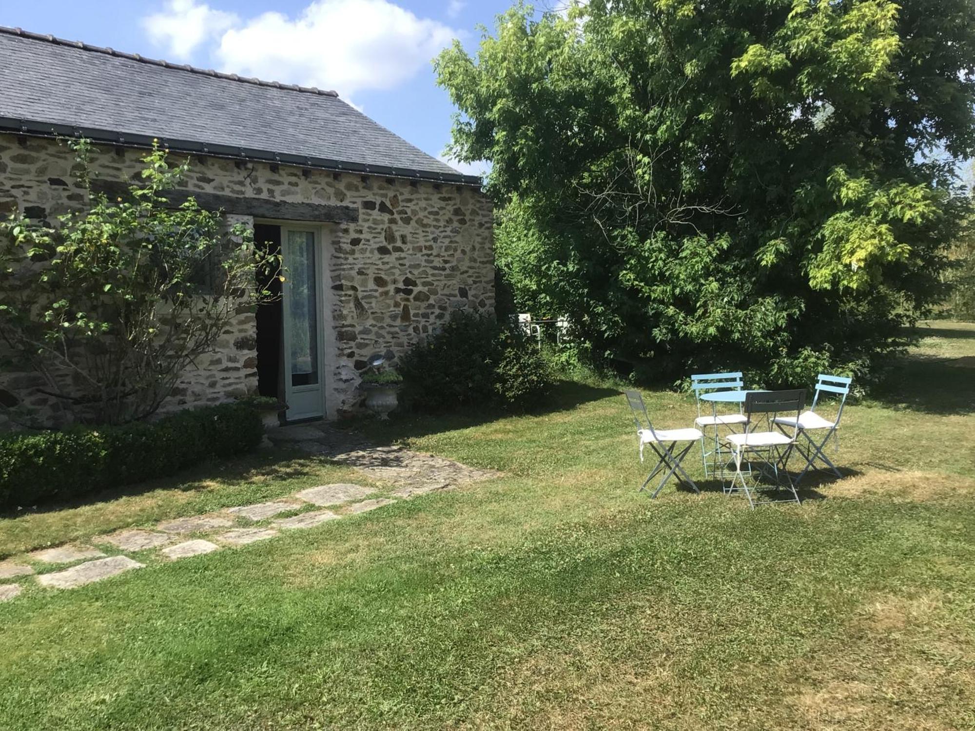 Grand Mainguet Bed & Breakfast Saint-Lambert-la-Potherie Eksteriør bilde