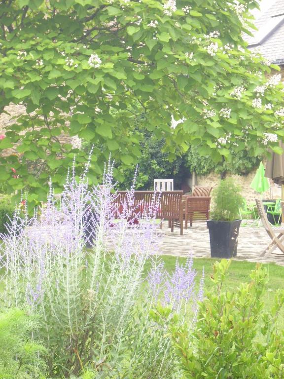 Grand Mainguet Bed & Breakfast Saint-Lambert-la-Potherie Eksteriør bilde